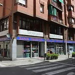 Alberguinn Hostel *